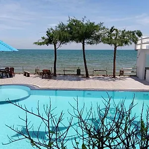 Yen Family Hotel